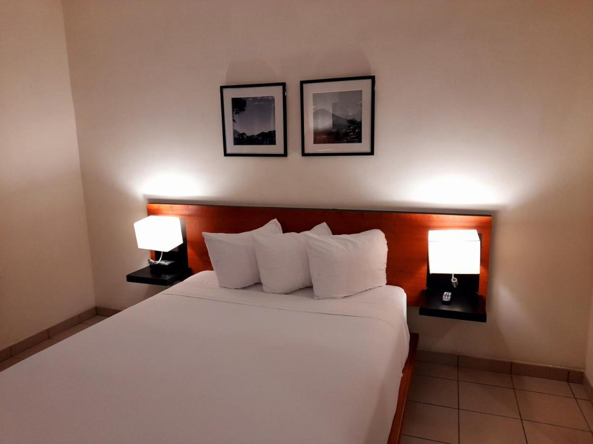 Comfort Inn Real Ла-Уньон Экстерьер фото